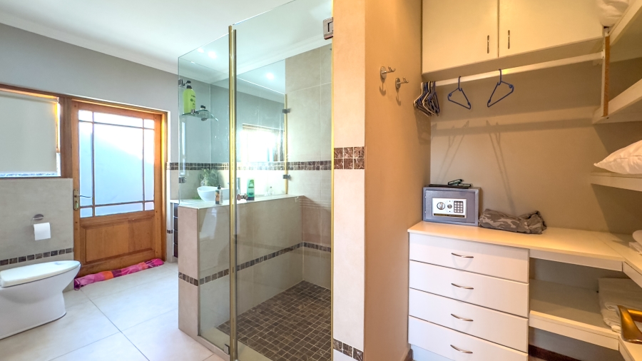 7 Bedroom Property for Sale in Moquini Coastal Estate Western Cape